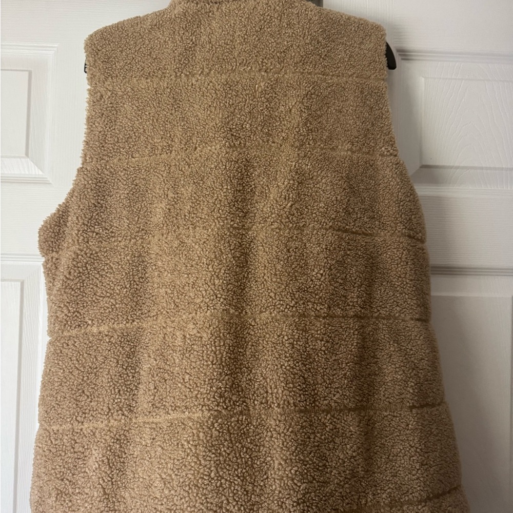 Cozy Tan Sherpa Vest wore once - Picture 9 of 10